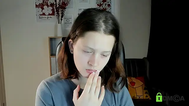 Alina Mills online show from December 2025 08:34:01 AM