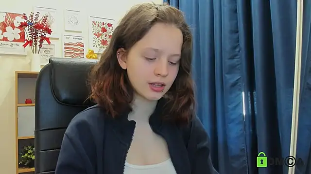 Alina Mills online show from April 2026 08:13:01 AM