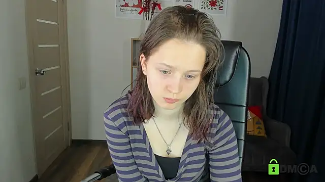 Snapshot of Alina_Mills chatting on May 2026 06:32:03 AM Alina Mills online show from May 2026 06:32:03 AM