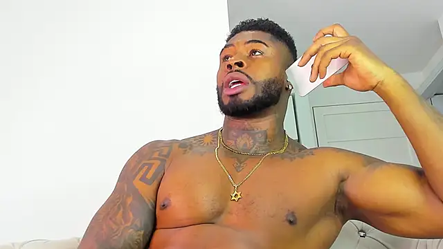 Makonneen online show from November 2025 01:22:02 AM