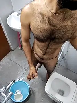 Snapshot of hairy_gun chatting on January 2025 07:13:01 PM hairy gun online show from January 2025 07:13:01 PM