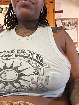 Goddess Nafeesha online show from April 2026 10:03:01 PM