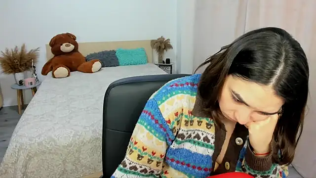 Alexa Dolly12 online show from March 2025 08:57:01 AM