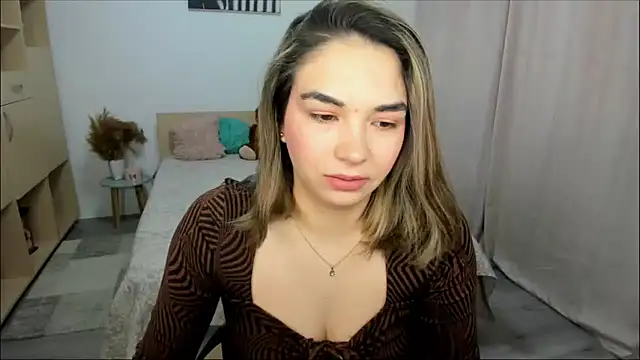 Alexa Dolly12 online show from March 2026 06:19:01 AM