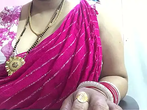 Snapshot of Desi_bhabhiii chatting on January 2025 05:50:01 AM Desi bhabhiii online show from January 2025 05:50:01 AM