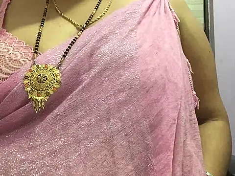 Snapshot of Desi_bhabhiii chatting on February 2025 08:42:02 AM Desi bhabhiii online show from February 2025 08:42:02 AM