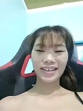 Snapshot of Lonalysexy chatting on May 2026 01:33:02 AM Lonalysexy online show from May 2026 01:33:02 AM