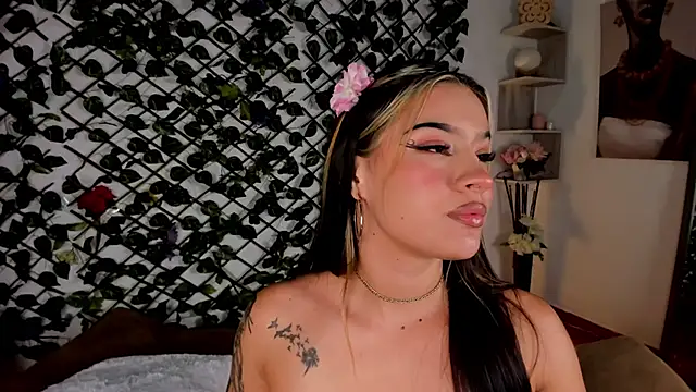 melody cute10 online show from February 2025 04:48:01 PM