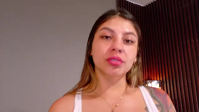 Snapshot of kaia_cooper4 chatting on January 2025 01:30:01 PM kaia cooper4 online show from January 2025 01:30:01 PM