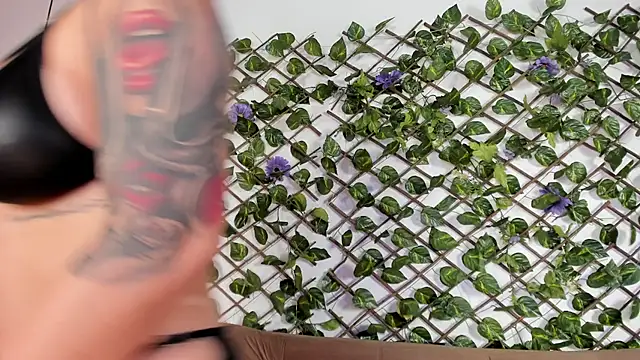 Snapshot of kaia_cooper4 chatting on January 2025 07:35:01 PM kaia cooper4 online show from January 2025 07:35:01 PM