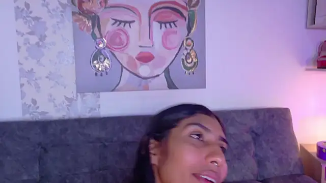 Snapshot of taty_miller chatting on July 2026 01:40:01 PM taty miller online show from July 2026 01:40:01 PM