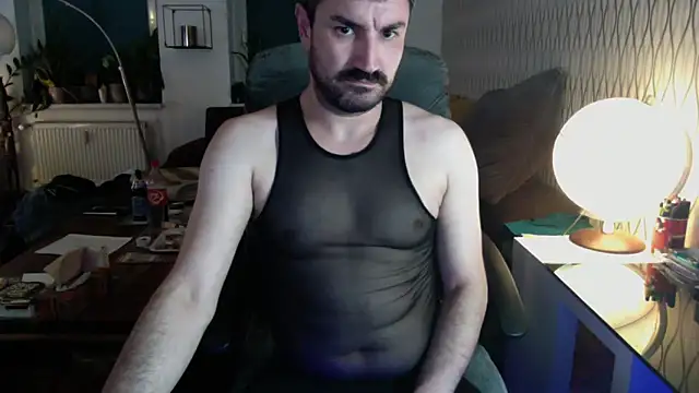 tomz0819 online show from April 2026 09:43:02 PM