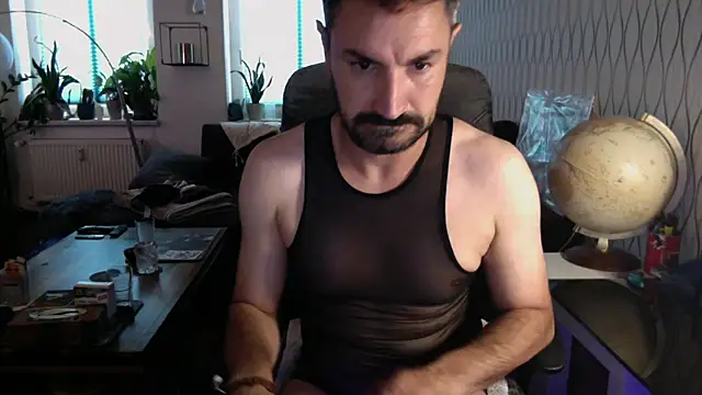 tomz0819 online show from July 2026 12:24:02 PM