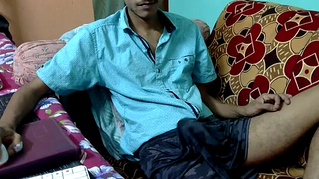 Alex Suman25 online show from October 2025 07:36:02 PM