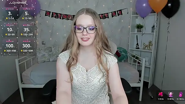 Polly  Cutie online show from November 2025 05:32:02 AM