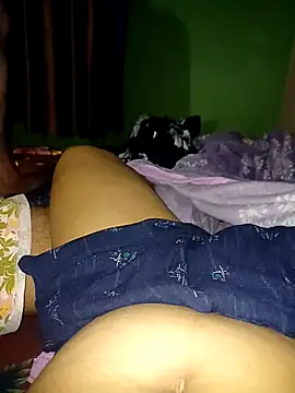 sexy couple32 online show from December 2024 06:24:02 PM