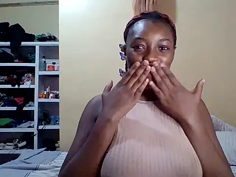 Snapshot of Zara_Twilight chatting on December 2025 12:07:01 AM Zara Twilight online show from December 2025 12:07:01 AM