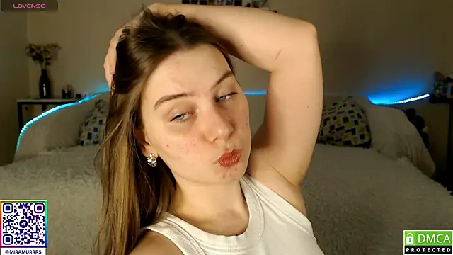 MurrrWorren online show from February 2025 06:39:01 AM