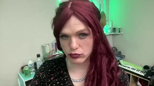 sum1betterthanmost online show from December 2025 02:40:02 AM