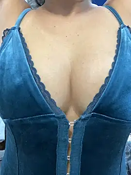 Isakeys  online show from January 2026 07:17:02 PM