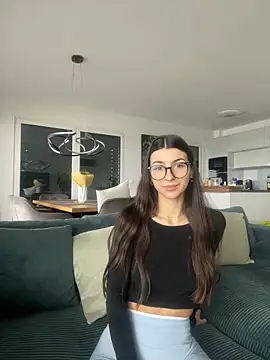 Snapshot of Wildberry_ chatting on March 2026 07:48:02 AM Wildberry online show from March 2026 07:48:02 AM