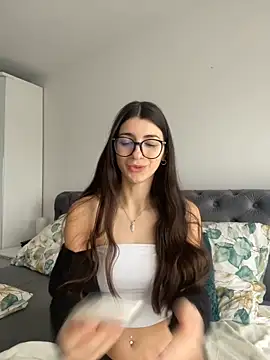 Snapshot of Wildberry_ chatting on March 2026 08:30:01 AM Wildberry online show from March 2026 08:30:01 AM