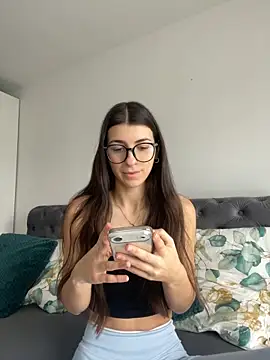 Snapshot of Wildberry_ chatting on March 2026 08:20:02 AM Wildberry online show from March 2026 08:20:02 AM