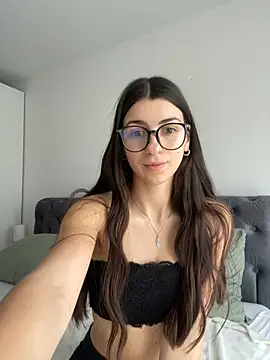 Snapshot of Wildberry_ chatting on April 2026 02:58:01 PM Wildberry online show from April 2026 02:58:01 PM