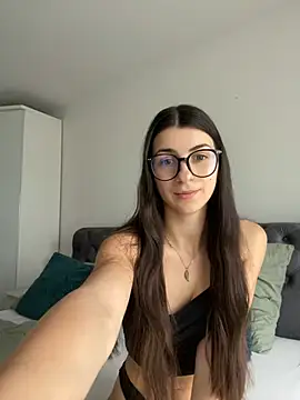 Snapshot of Wildberry_ chatting on April 2026 02:23:01 PM Wildberry online show from April 2026 02:23:01 PM