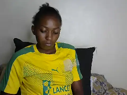 Snapshot of pretty_africanah chatting on January 2025 07:39:02 PM pretty africanah online show from January 2025 07:39:02 PM