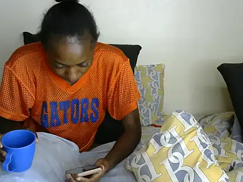Snapshot of pretty_africanah chatting on January 2025 07:30:01 AM pretty africanah online show from January 2025 07:30:01 AM