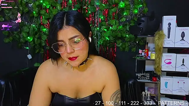 Sweett Mollyy online show from February 2026 11:54:01 PM