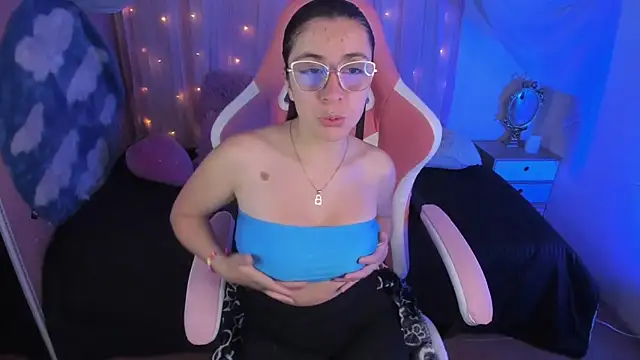 Fernanda   online show from February 2025 06:10:02 AM