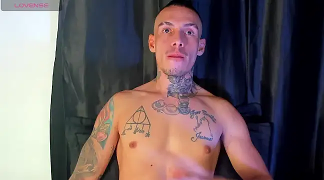 Snapshot of zyongracia chatting on December 2024 06:10:01 AM zyongracia online show from December 2024 06:10:01 AM