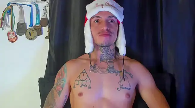 Snapshot of zyongracia chatting on December 2024 11:32:01 PM zyongracia online show from December 2024 11:32:01 PM