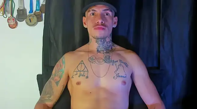 Snapshot of zyongracia chatting on December 2024 09:18:02 AM zyongracia online show from December 2024 09:18:02 AM