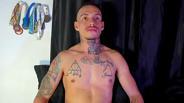 Snapshot of zyongracia chatting on February 2025 09:40:01 PM zyongracia online show from February 2025 09:40:01 PM