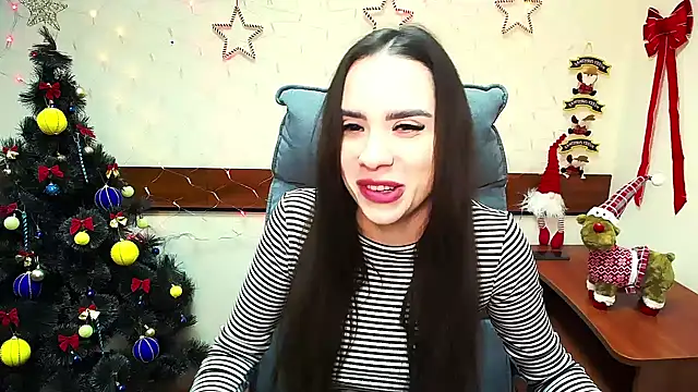  your fantasy girl online show from December 2024 09:50:01 PM