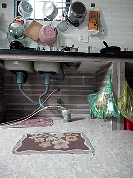 Haralushiaaa online show from October 2025 03:21:02 AM