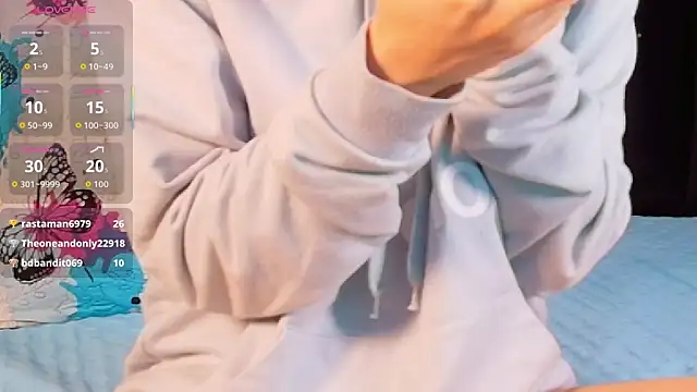 littleebluee online show from October 2025 02:56:02 AM