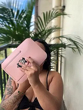 Pretty Isadora online show from January 2026 06:55:01 PM