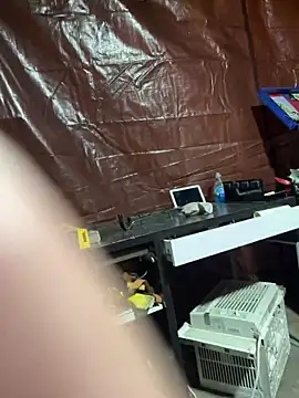 joeycbigcock online show from March 2025 04:00:02 PM