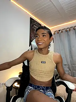 Snapshot of alejo_cute chatting on September 2025 07:07:02 PM alejo cute online show from September 2025 07:07:02 PM