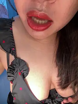 --Lyly-- online show from May 2026 07:58:02 AM