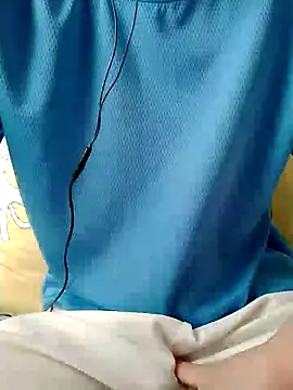 YAY-1 online show from January 2025 02:53:02 AM