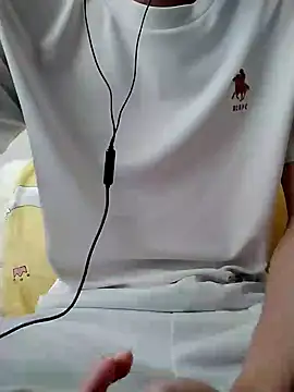 YAY-1 online show from January 2025 01:54:01 AM