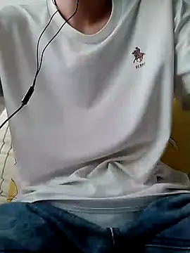 YAY-1 online show from February 2025 02:44:02 AM