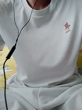 YAY-1 online show from February 2025 05:23:01 AM