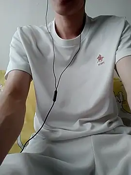 YAY-1 online show from February 2025 02:04:01 AM