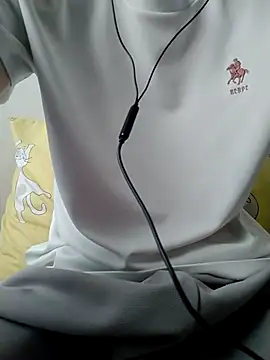 YAY-1 online show from March 2025 02:30:02 AM